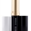 Fond de teint stick Bobbi Brown couvrance soin teint naturel