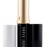 Fond de teint stick Bobbi Brown couvrance soin teint naturel